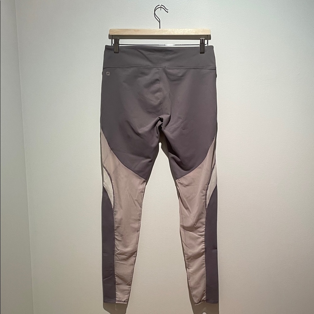 NWOT Fabletics Mid-Rise Mesh Powerhold Legging - Picture 4 of 9